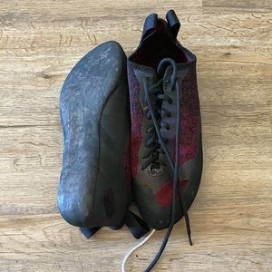 Butora- outdoor rock climbing shoes